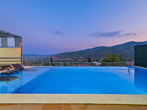  gece  -  Kasım
  | Fethiye Yakacık'ta Isıtmalı Havuzlu Doğa Villası: 6 Kişilik Aile Tatili